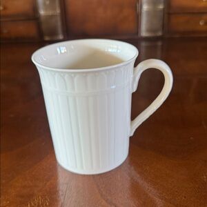 Villeroy & Boch Set of 6 "Cellini" Porcelain Mugs New in Box!